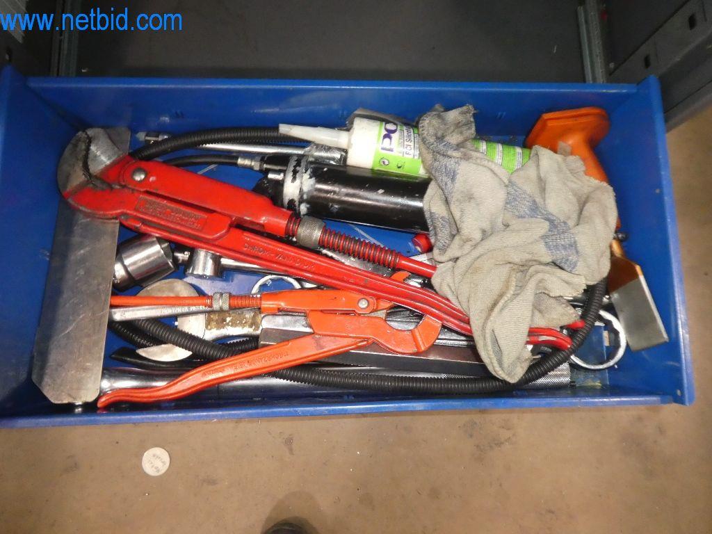 Řezací stroje, dílenské vybavení-8