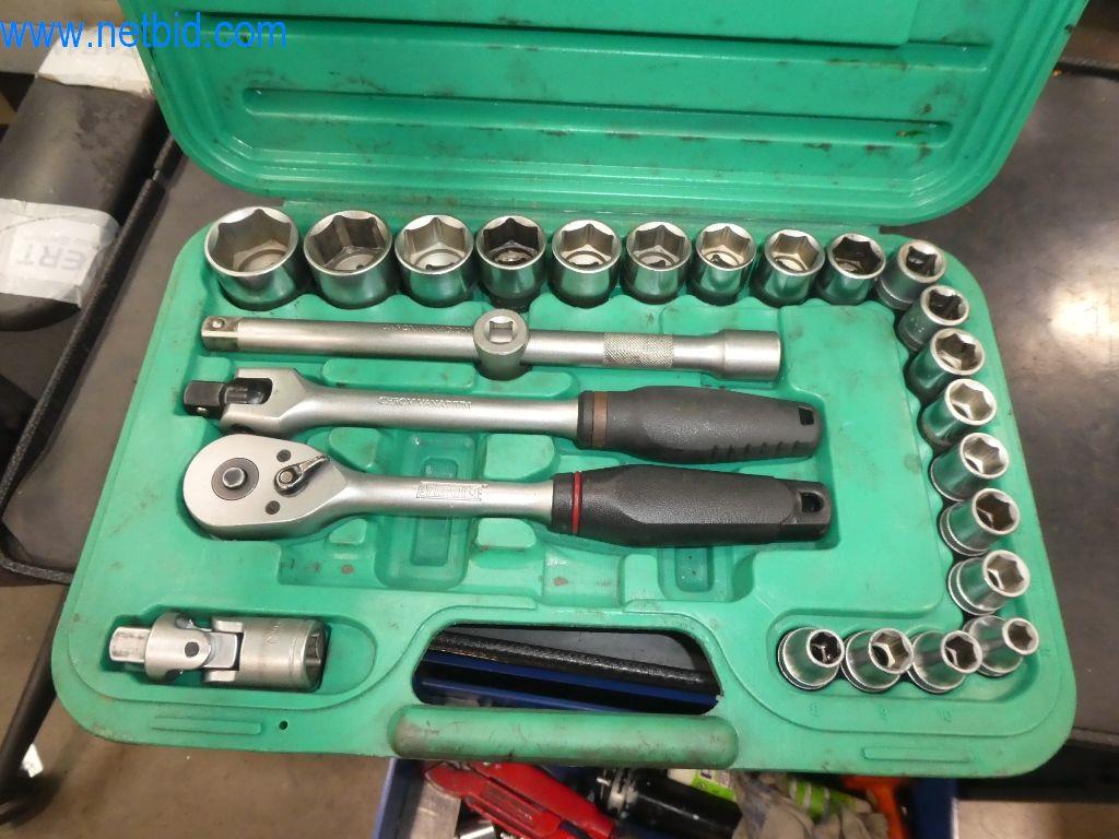 Řezací stroje, dílenské vybavení-9