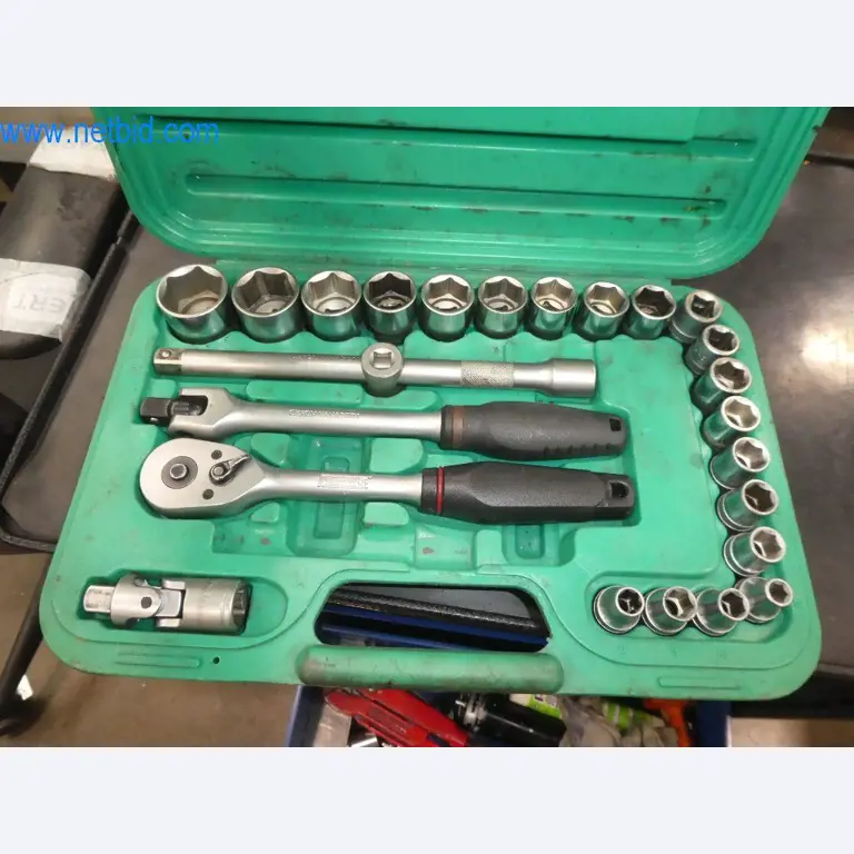 Řezací stroje, dílenské vybavení-9