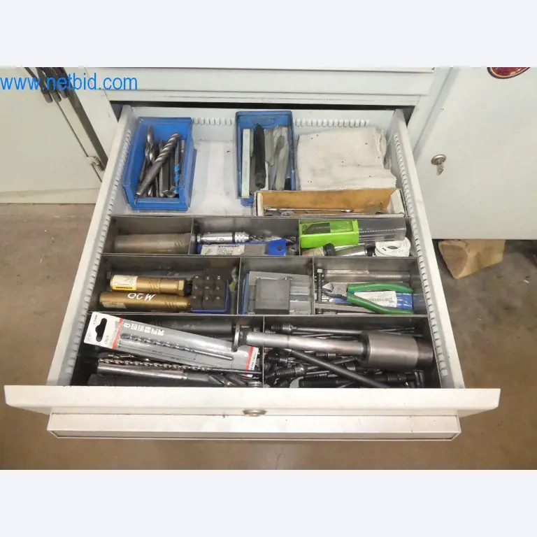 Zerspanungsmaschinen, Werkstattausstattung-12