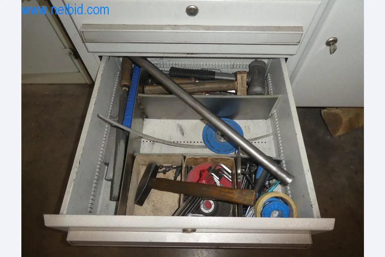 Zerspanungsmaschinen, Werkstattausstattung-13