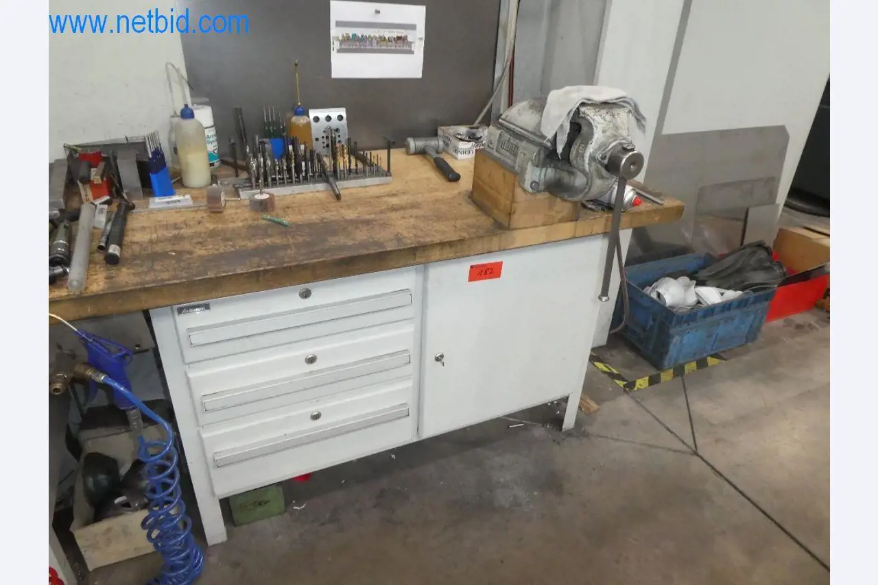 Zerspanungsmaschinen, Werkstattausstattung-15