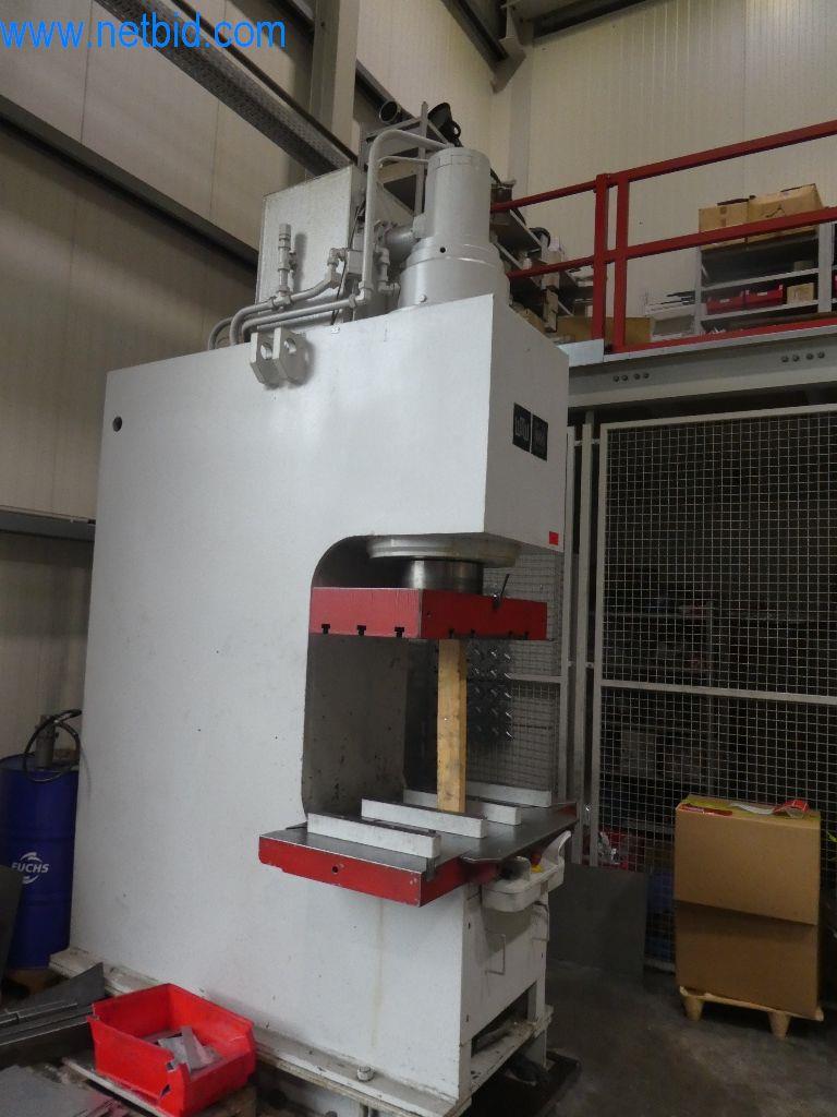 Řezací stroje, dílenské vybavení-1