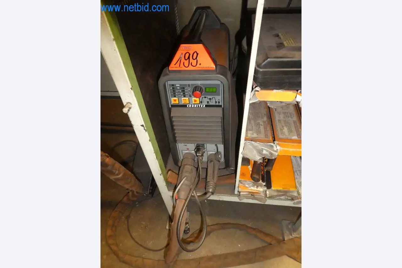 Řezací stroje, dílenské vybavení-3