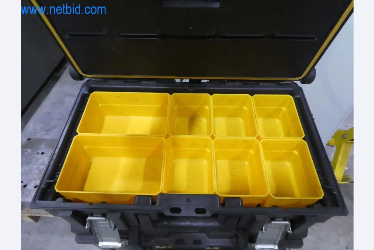 Řezací stroje, dílenské vybavení-2