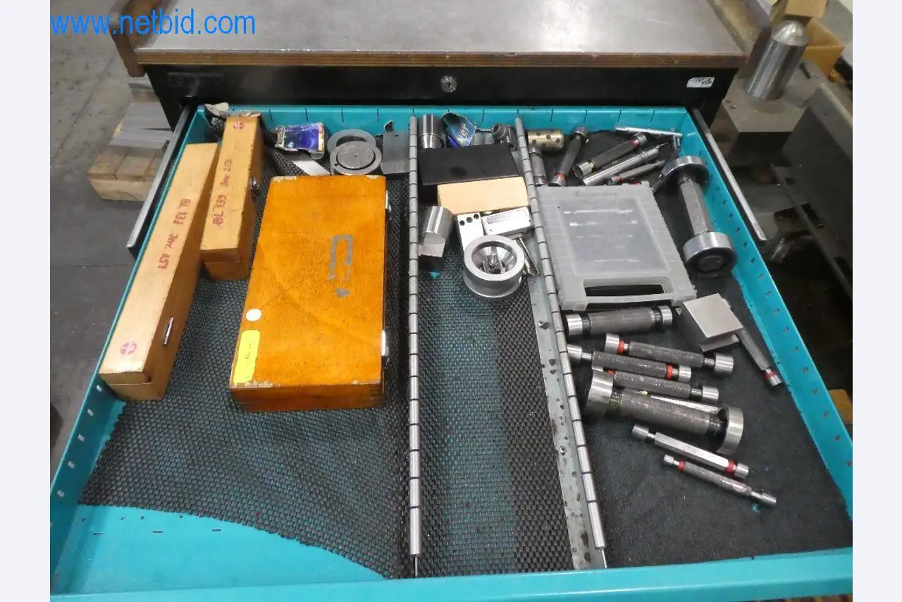 Maszyny do cięcia, sprzęt warsztatowy-2