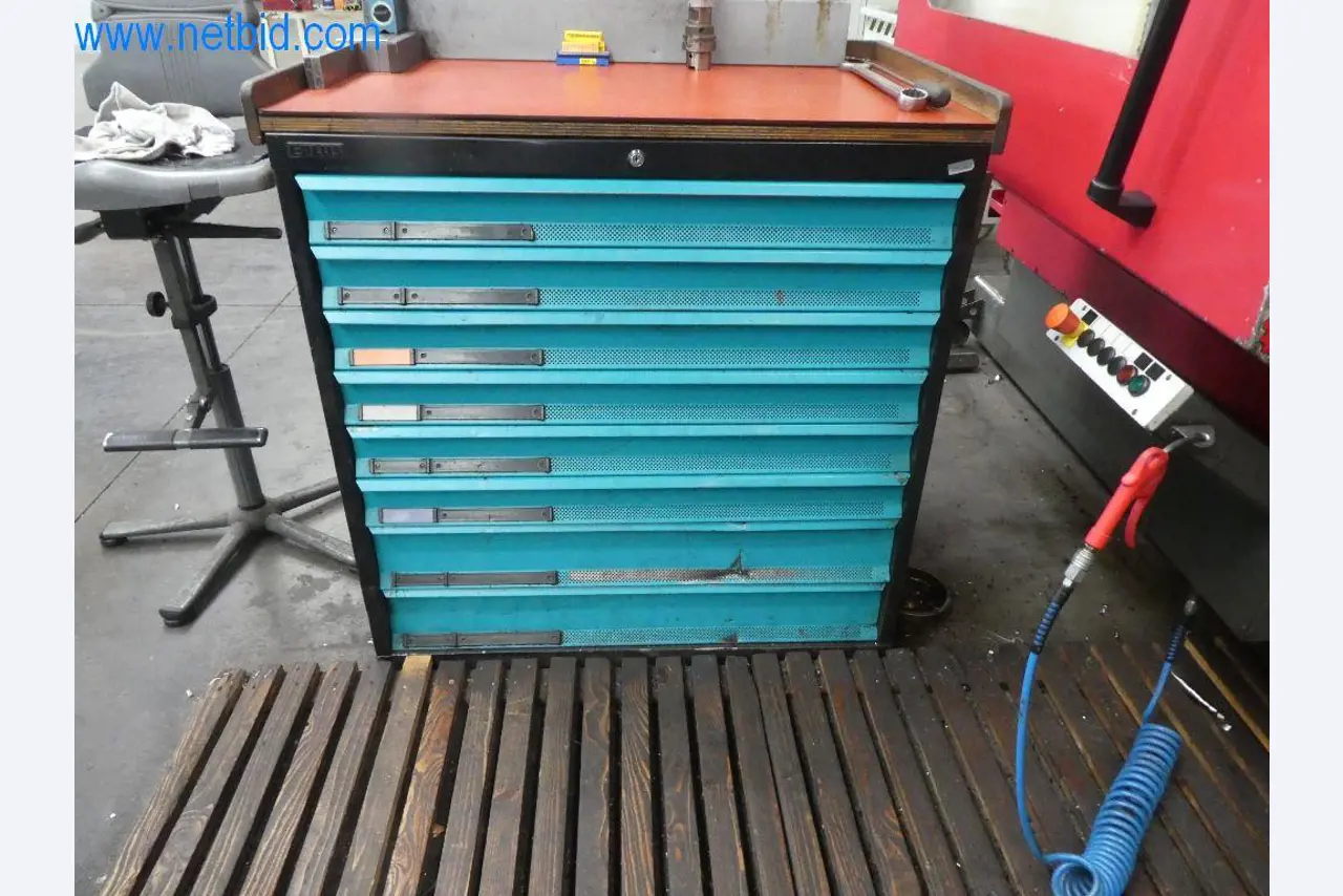 Zerspanungsmaschinen, Werkstattausstattung-1