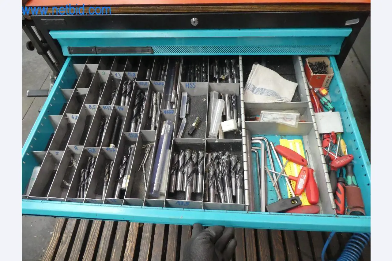 Zerspanungsmaschinen, Werkstattausstattung-3