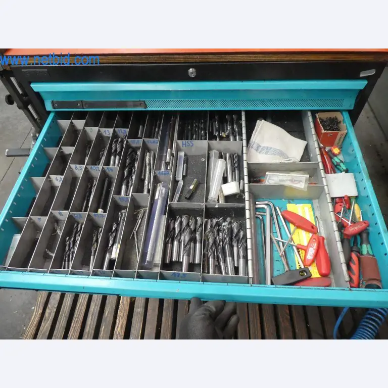 Zerspanungsmaschinen, Werkstattausstattung-3