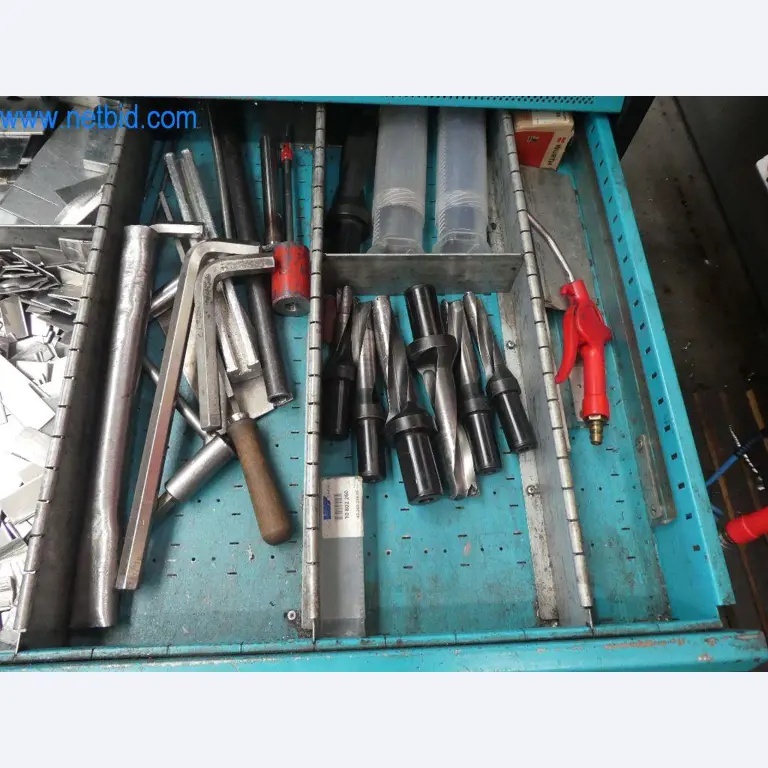 Zerspanungsmaschinen, Werkstattausstattung-4