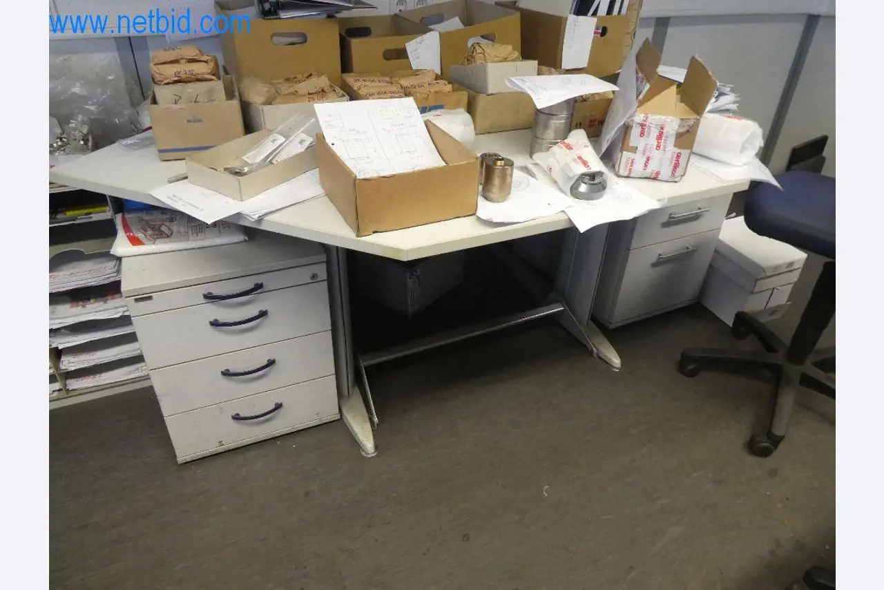 Řezací stroje, dílenské vybavení-4