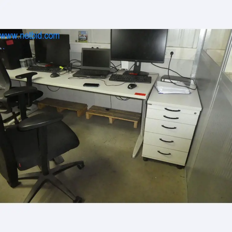 Řezací stroje, dílenské vybavení-5