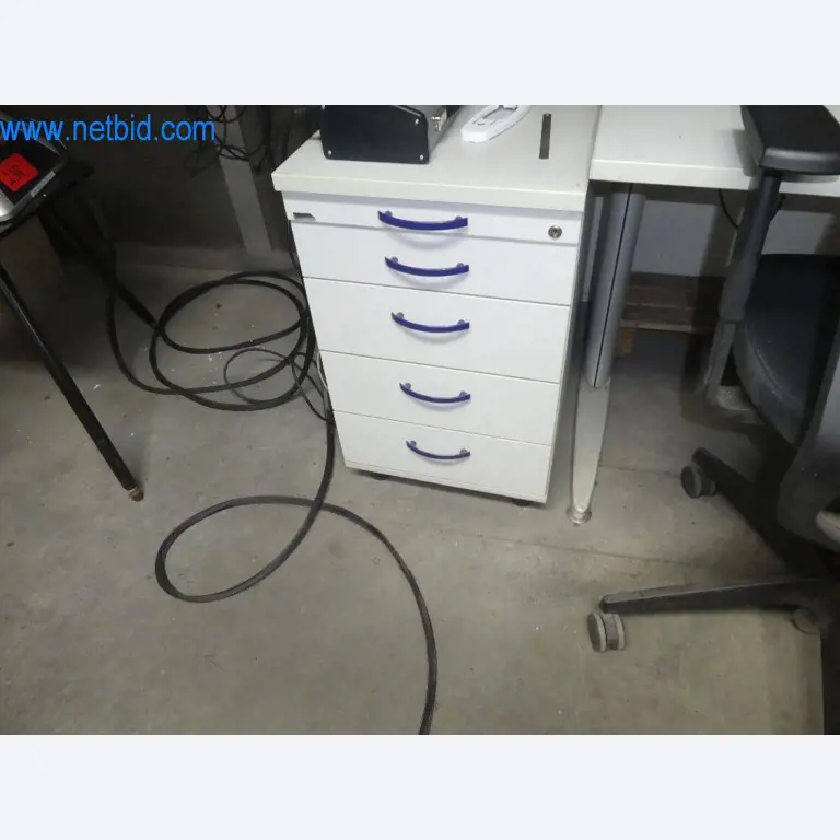 Řezací stroje, dílenské vybavení-7