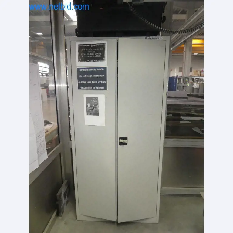 Řezací stroje, dílenské vybavení-8