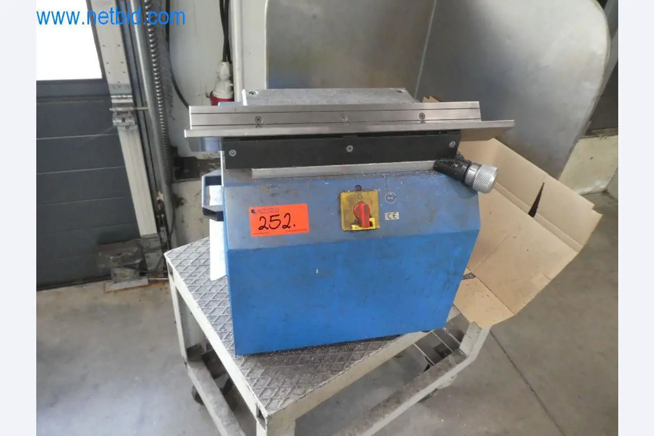 Maszyny do cięcia, sprzęt warsztatowy-1