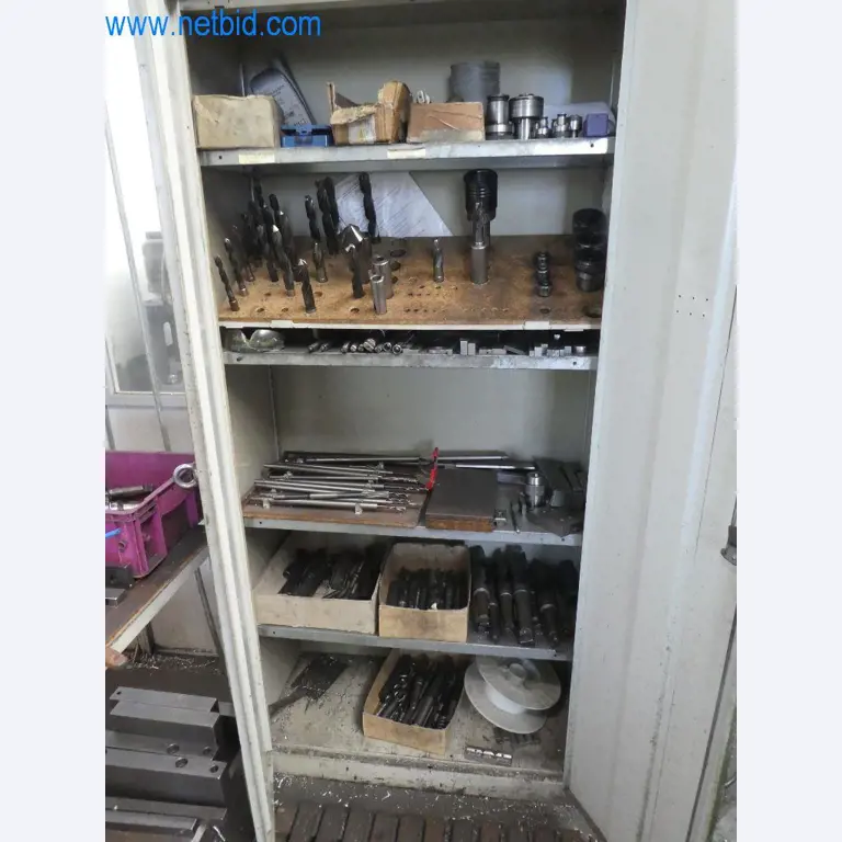 Řezací stroje, dílenské vybavení-8