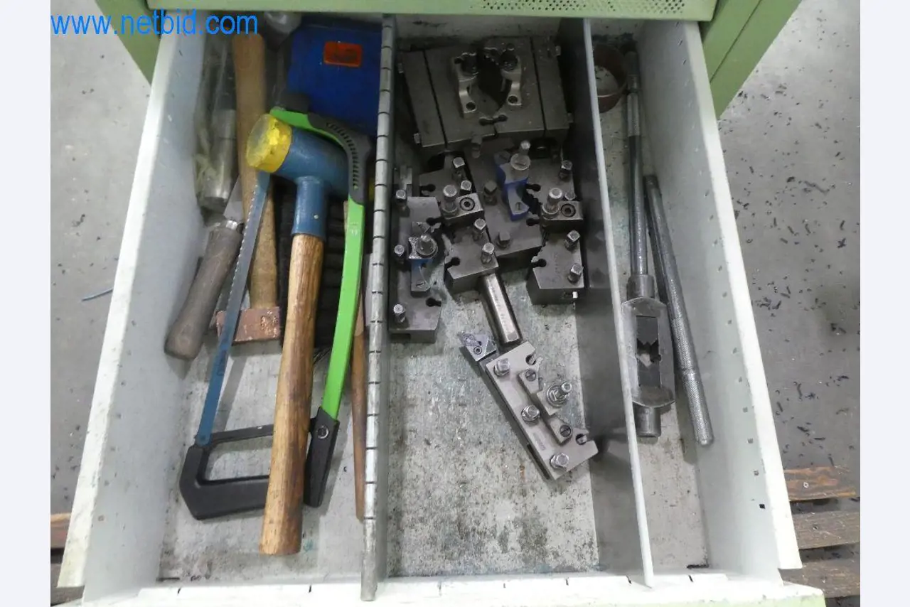 Řezací stroje, dílenské vybavení-8