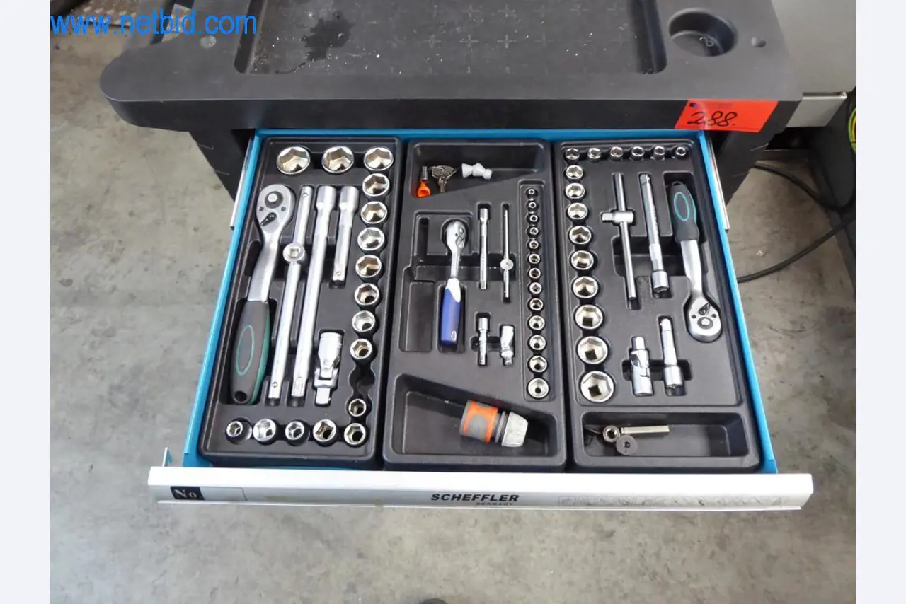 Řezací stroje, dílenské vybavení-2