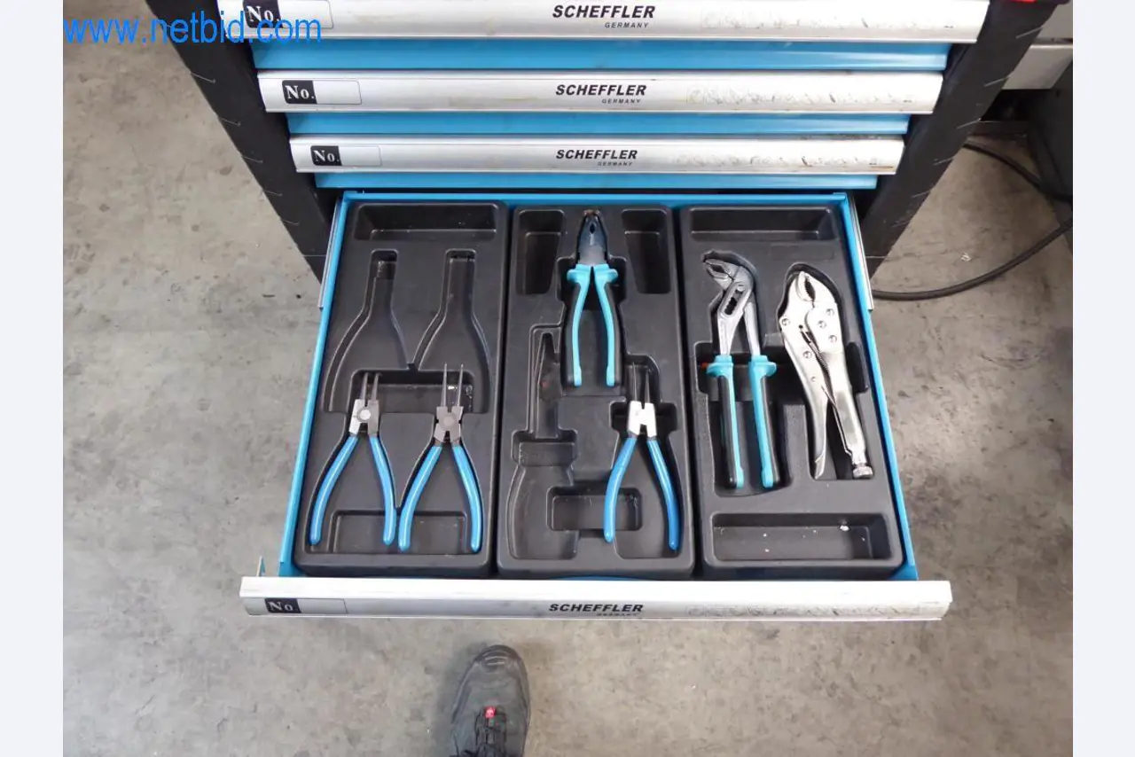 Řezací stroje, dílenské vybavení-5