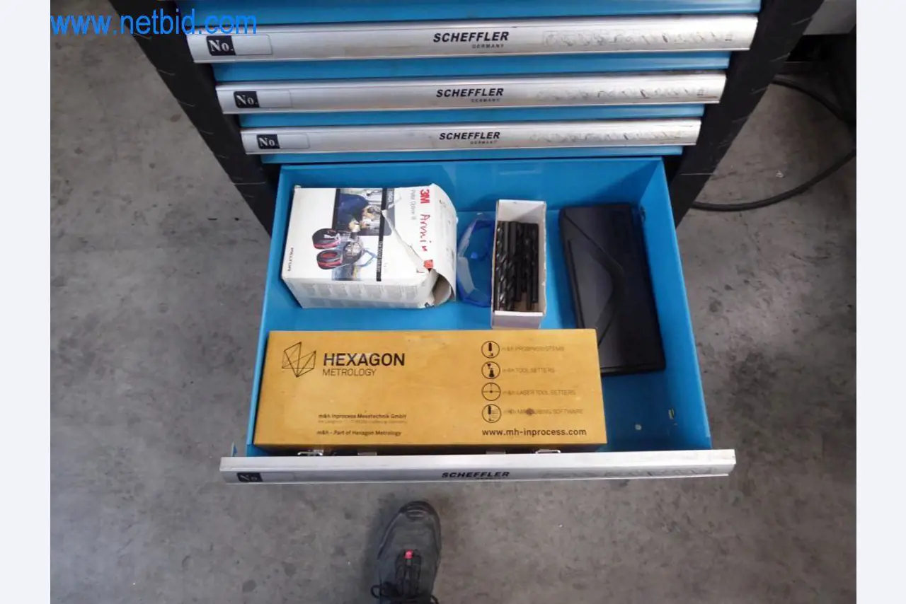 Řezací stroje, dílenské vybavení-6