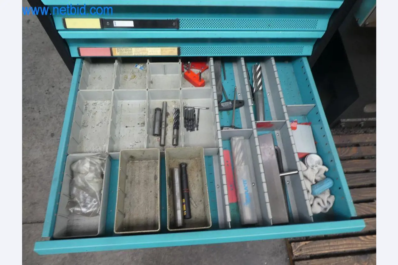 Řezací stroje, dílenské vybavení-11