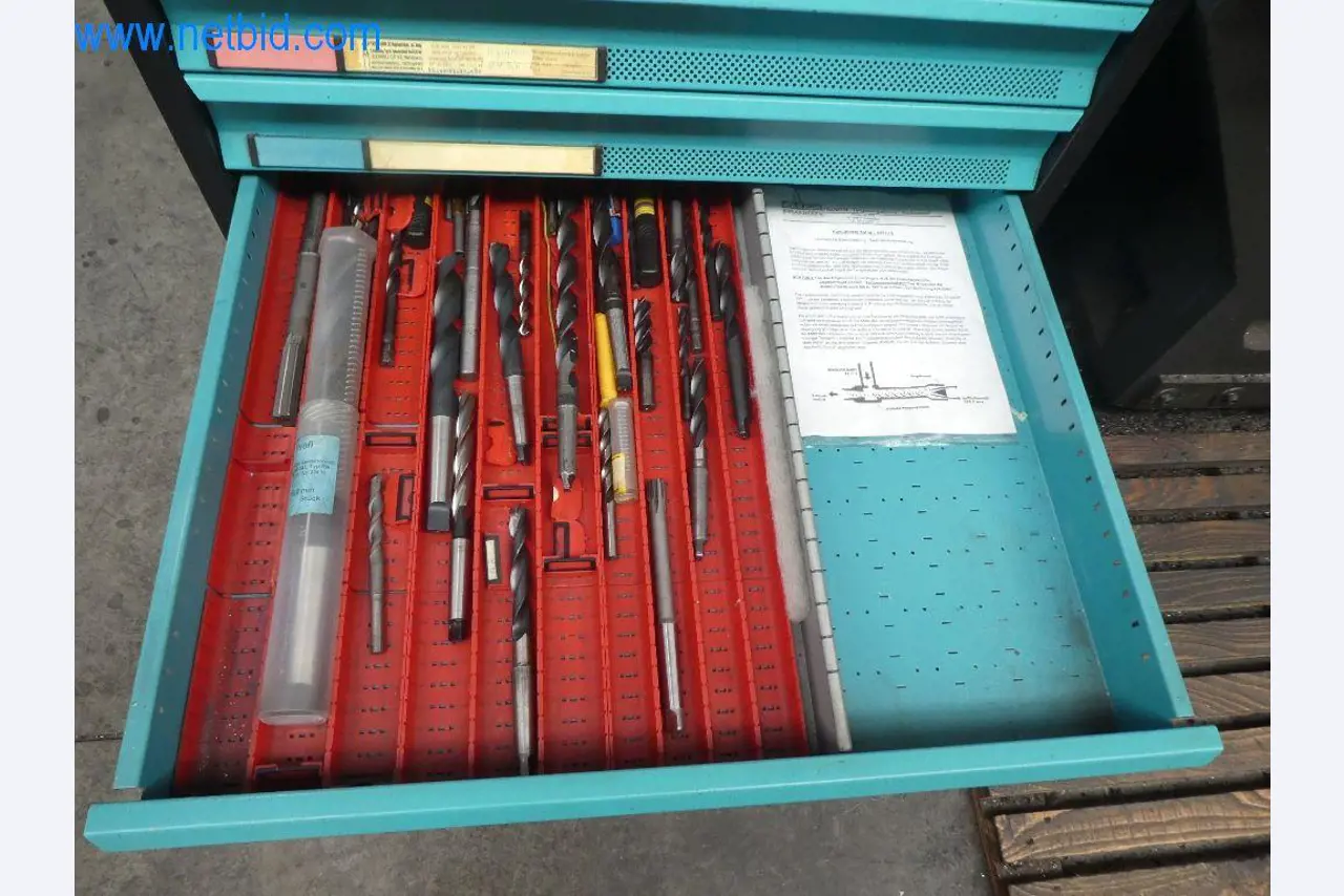 Řezací stroje, dílenské vybavení-12