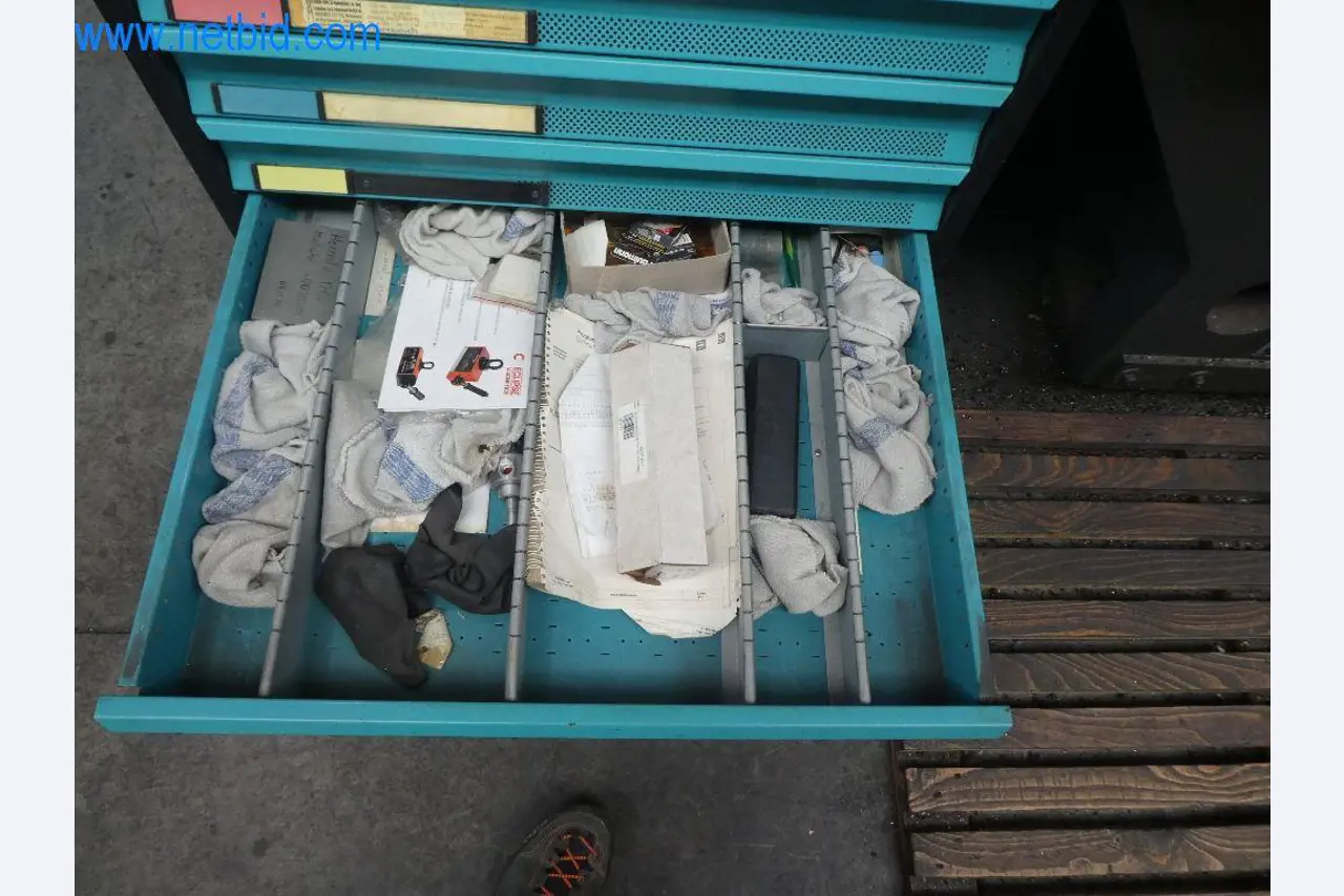 Řezací stroje, dílenské vybavení-13