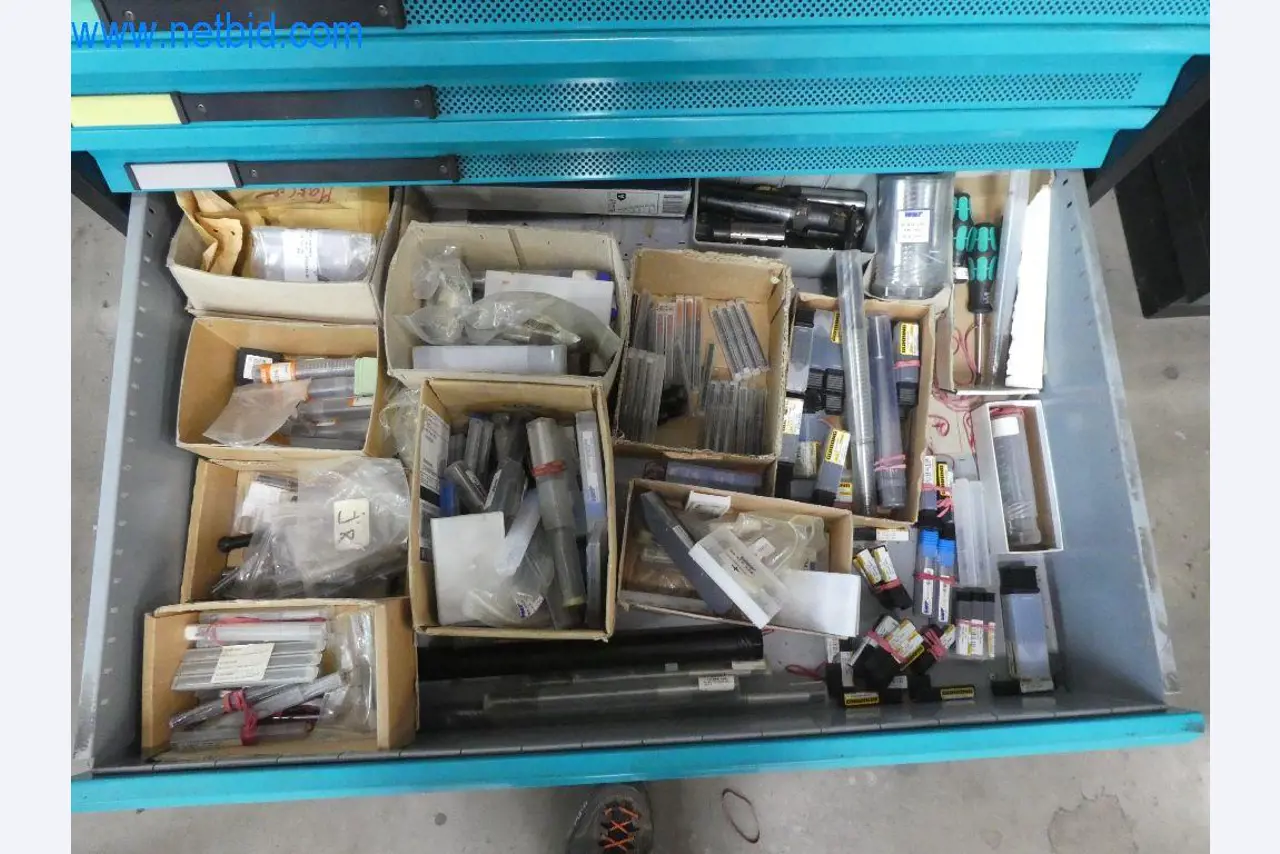 Řezací stroje, dílenské vybavení-6