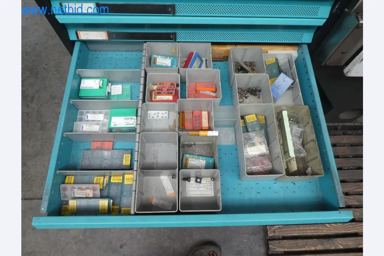 Řezací stroje, dílenské vybavení-9