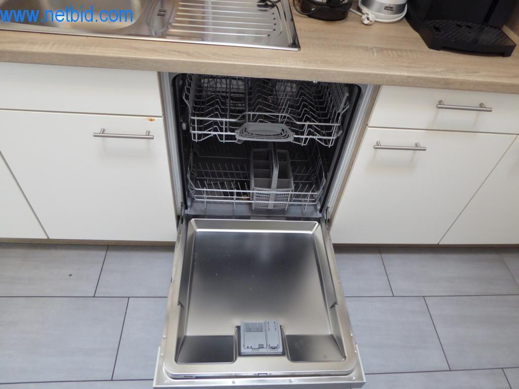 Řezací stroje, dílenské vybavení-2