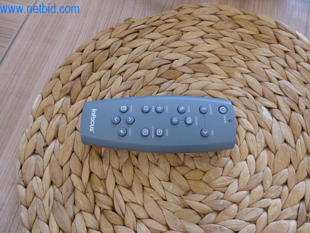 Řezací stroje, dílenské vybavení-3