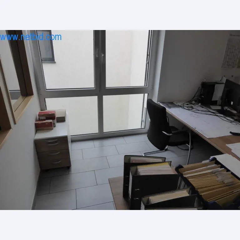 Řezací stroje, dílenské vybavení-5