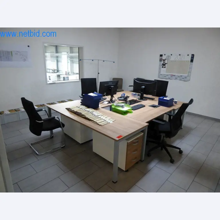 Řezací stroje, dílenské vybavení-1