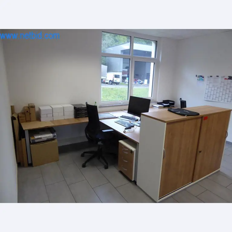 Řezací stroje, dílenské vybavení-1