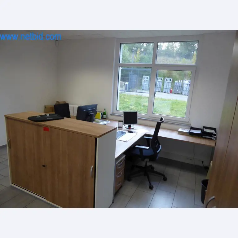 Řezací stroje, dílenské vybavení-2