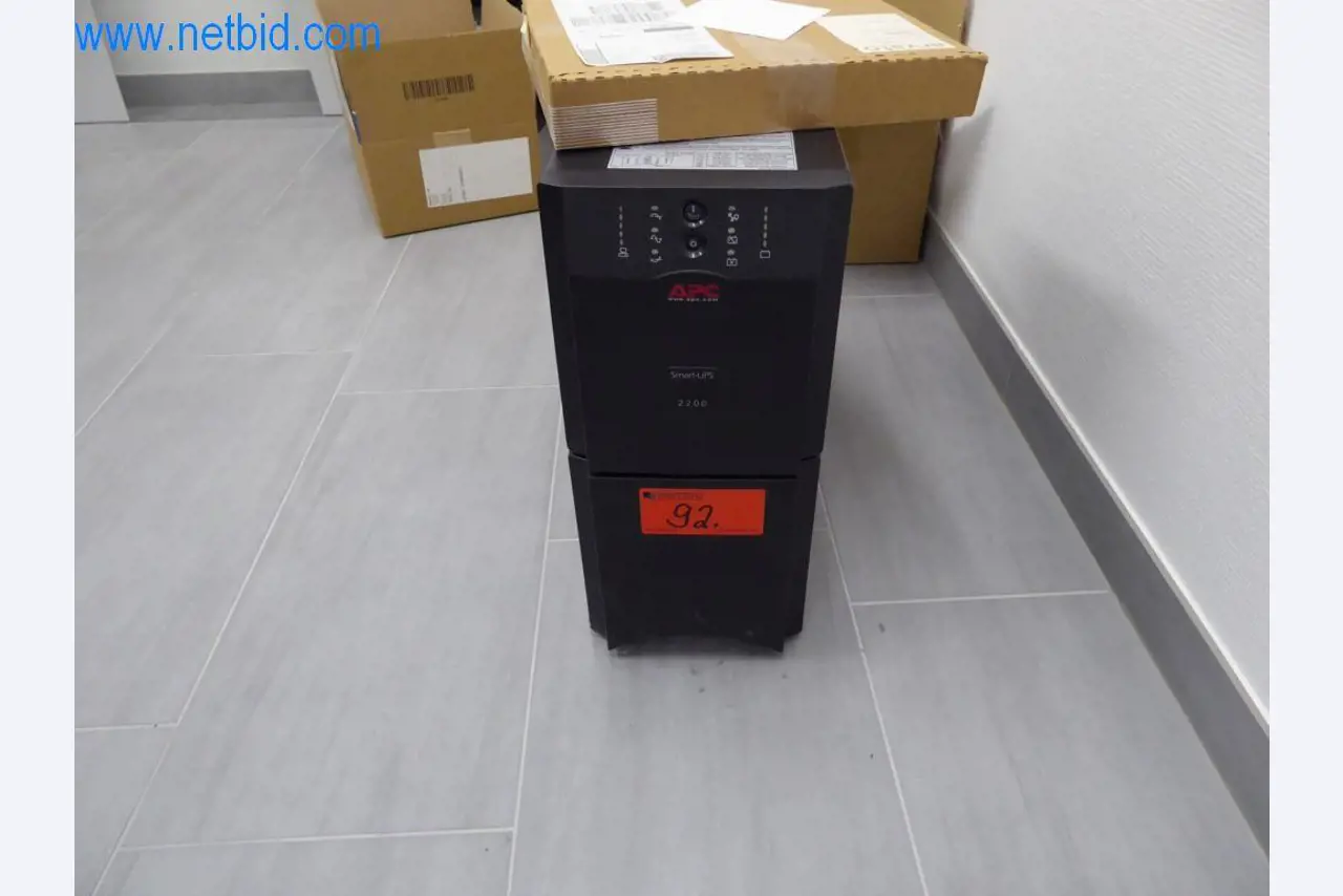 Řezací stroje, dílenské vybavení-2