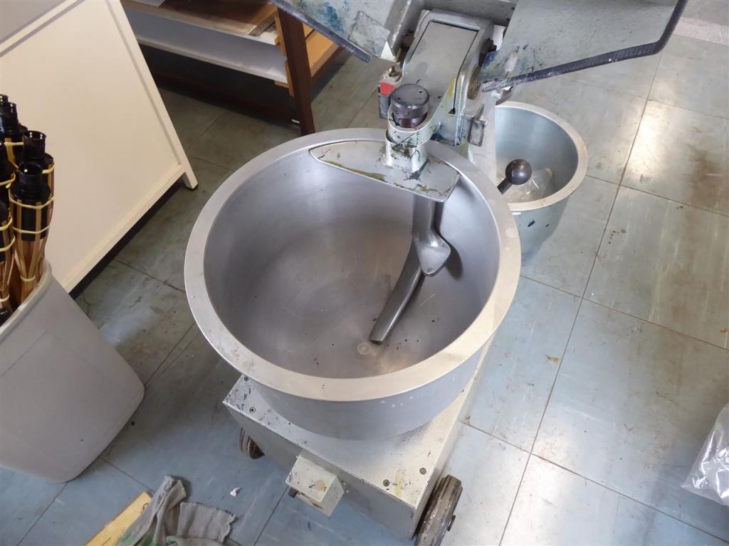 Impressão de ecrãs, produção de ecrãs, tratamento posterior de embalagens de cartão-2