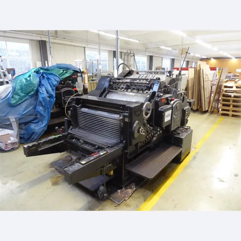 Tiskanje prikazovalnikov, izdelava prikazovalnikov, nadaljnja obdelava kartonske embalaže-3