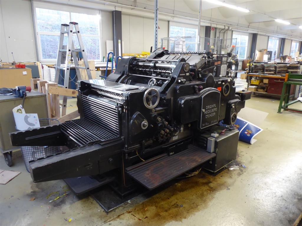 Druk ekspozytorów, produkcja ekspozytorów, dalsza obróbka opakowań kartonowych-3