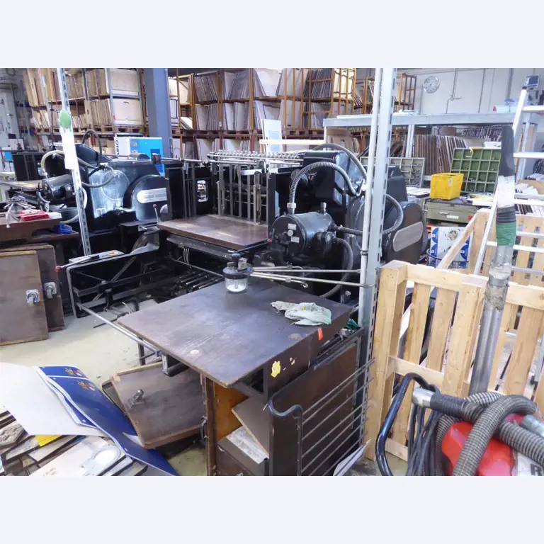 Tiskanje prikazovalnikov, izdelava prikazovalnikov, nadaljnja obdelava kartonske embalaže-5