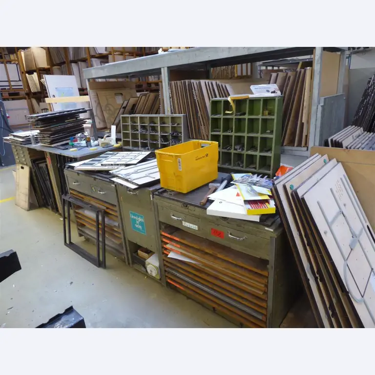 Display printing, display production, further processing of cardboard-9