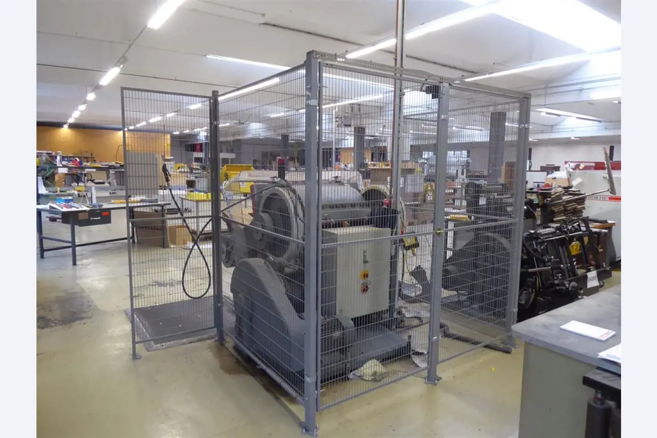 Impressão de ecrãs, produção de ecrãs, tratamento posterior de embalagens de cartão-5