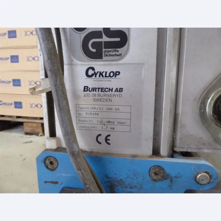 Display printing, display production, further processing of cardboard-6