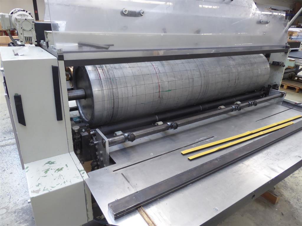 Impresión de expositores, producción de expositores, tratamiento posterior de envases de cartón-3