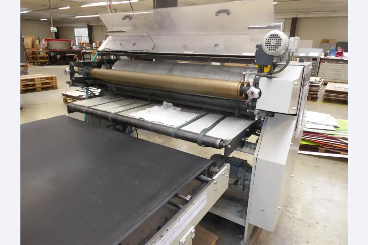 Display printing, display production, further processing of cardboard-4