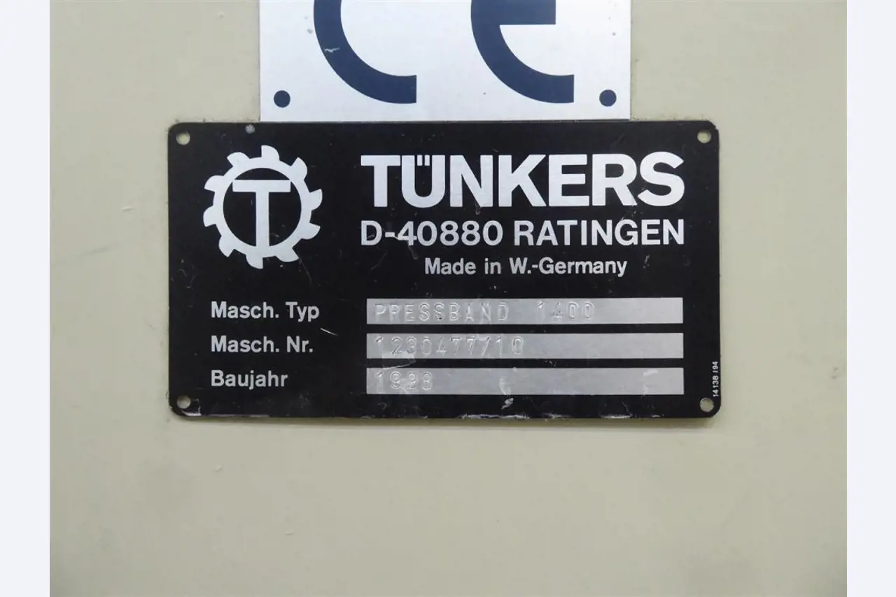 Impressão de ecrãs, produção de ecrãs, tratamento posterior de embalagens de cartão-10