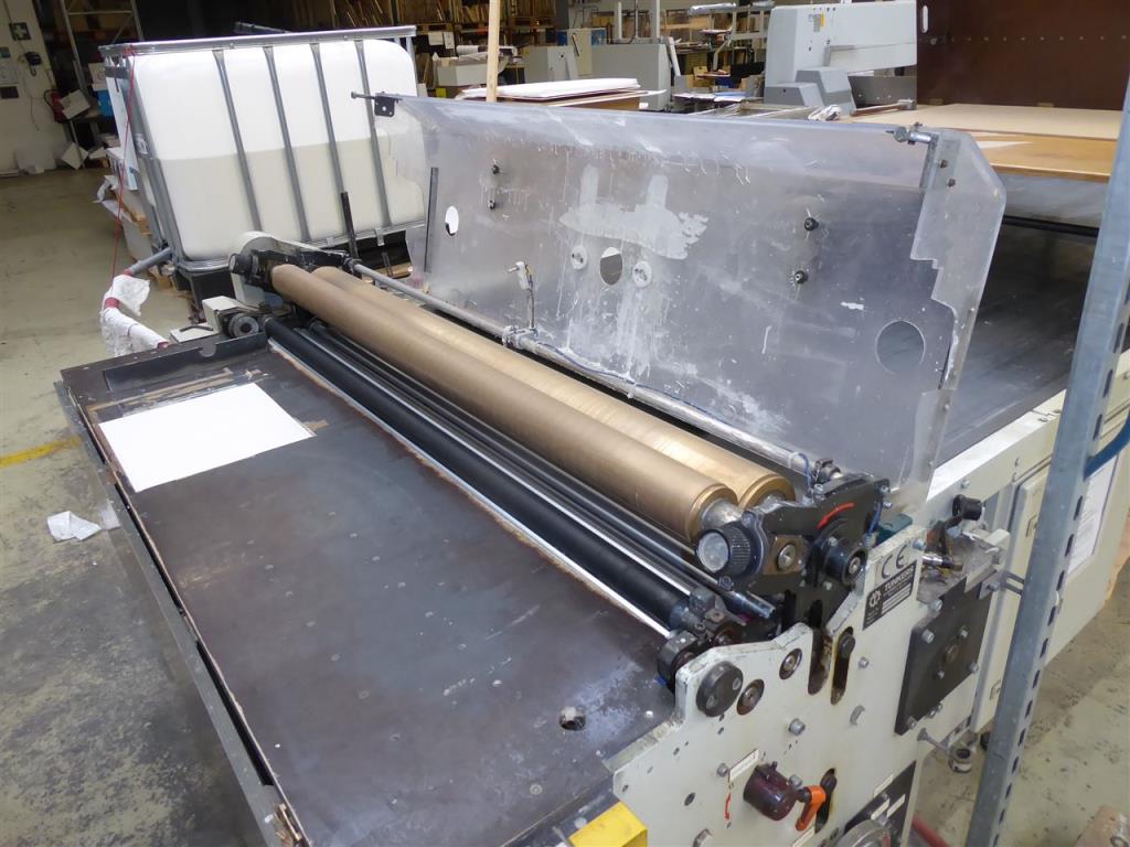 Impressão de ecrãs, produção de ecrãs, tratamento posterior de embalagens de cartão-2