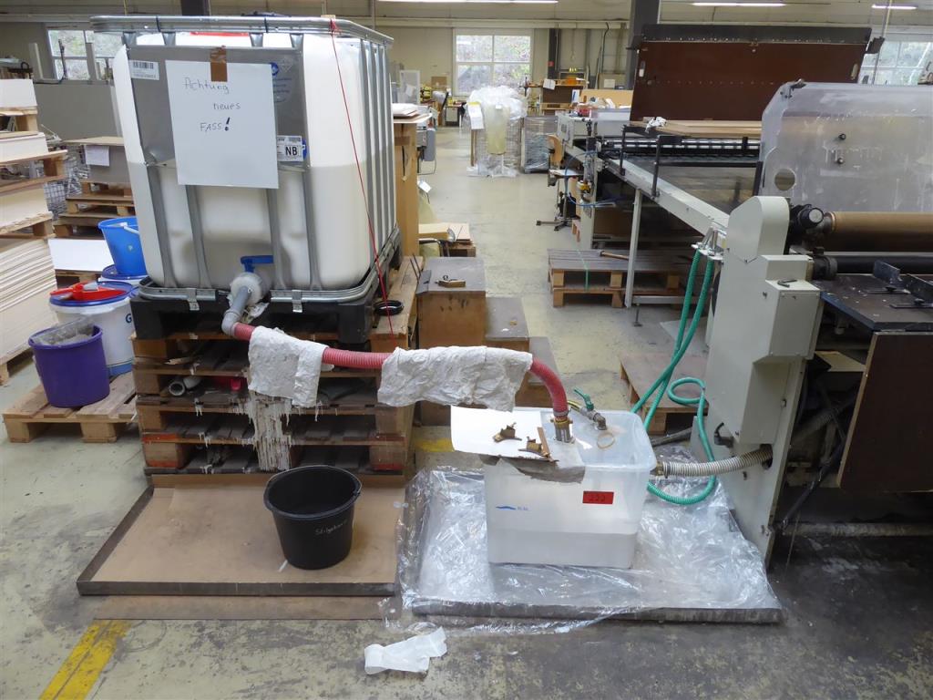 Impressão de ecrãs, produção de ecrãs, tratamento posterior de embalagens de cartão-4