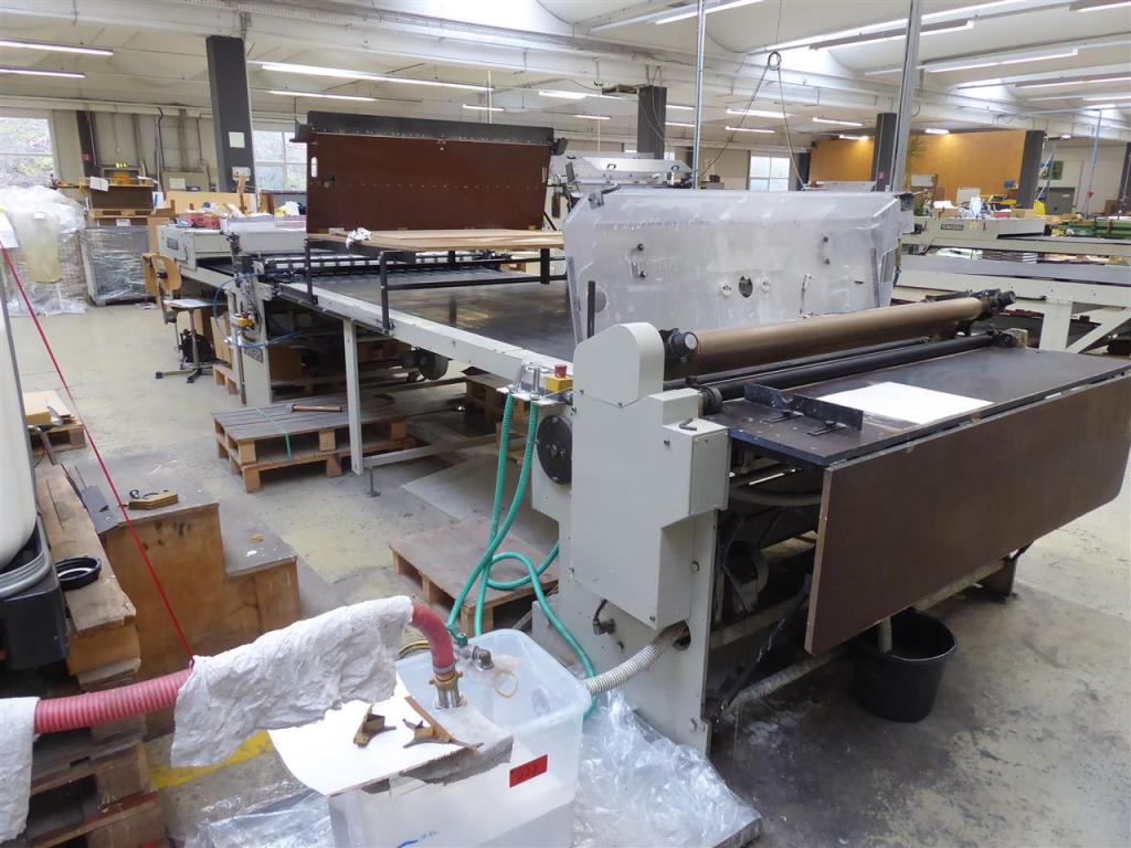 Impressão de ecrãs, produção de ecrãs, tratamento posterior de embalagens de cartão-5