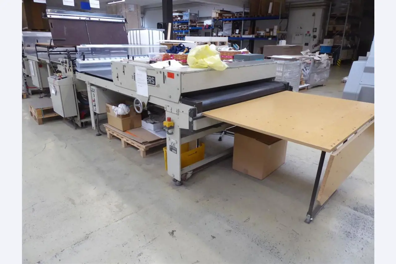 Impressão de ecrãs, produção de ecrãs, tratamento posterior de embalagens de cartão-9